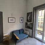 Glocal Flat Maqueda Palermo