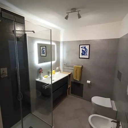 Glocal Flat Maqueda شقة *