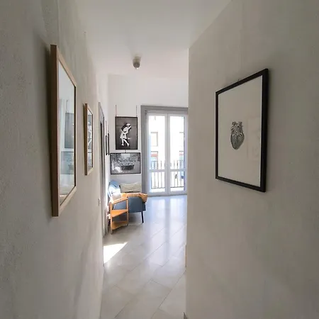 Glocal Flat Maqueda شقة *