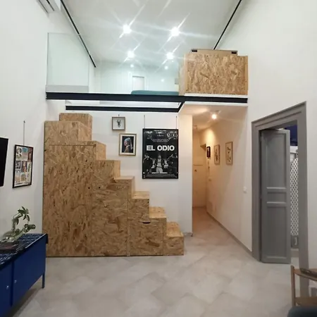 Glocal Flat Maqueda Palermo